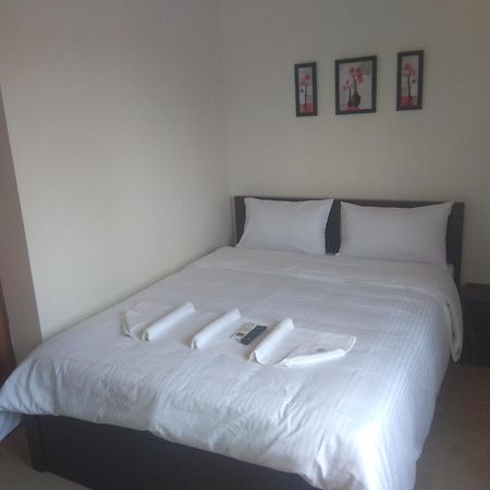 Bed and Breakfast Sk Residency Bangalore Exterior foto